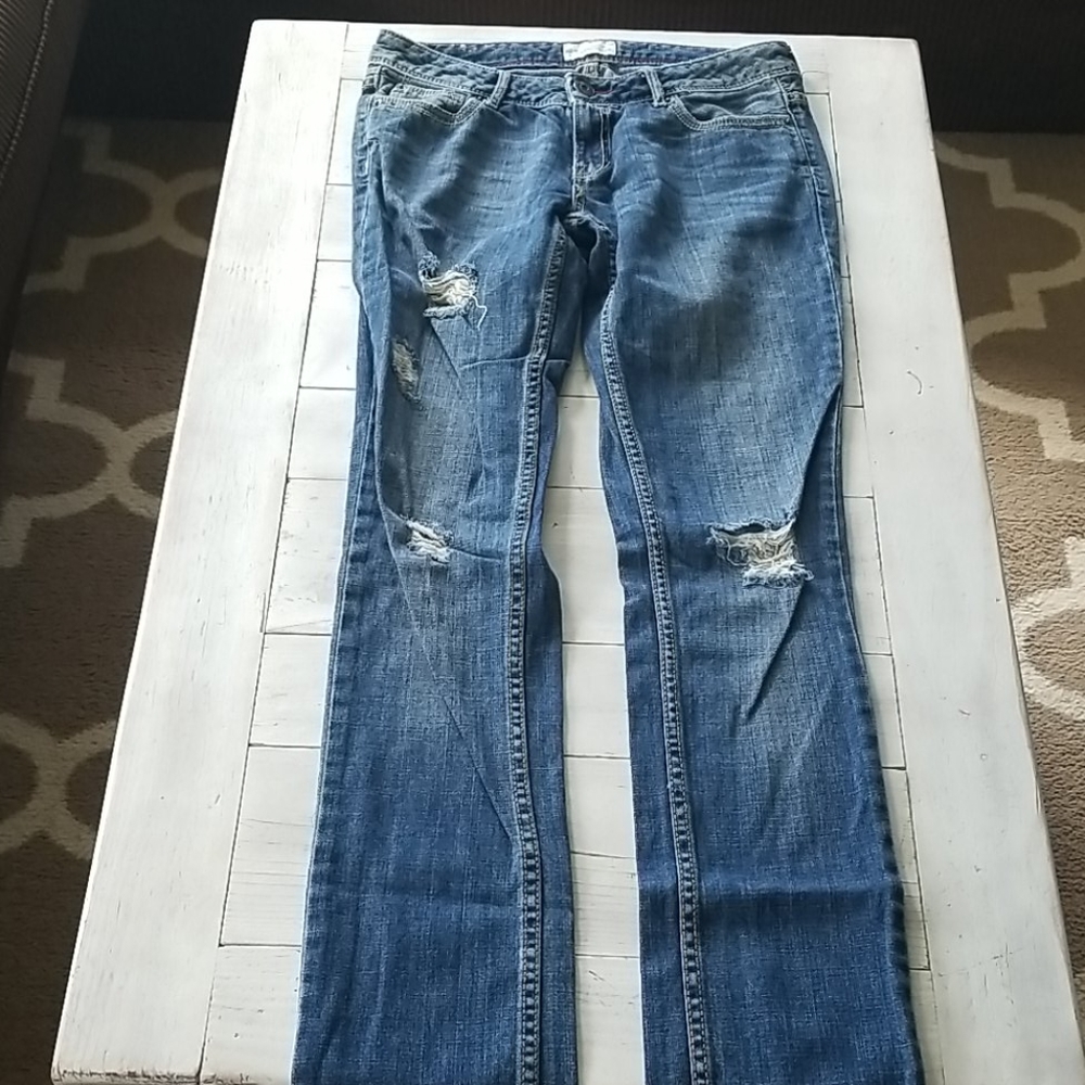 Aeropostale Ripped Skinny Jeans